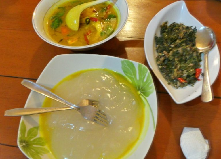 makanan khas daerah maluku